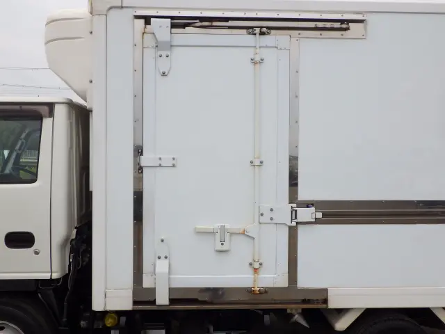 いすゞ エルフ ＴＰＧ-ＮＨＲ85ＡＮ(2WD)の写真29