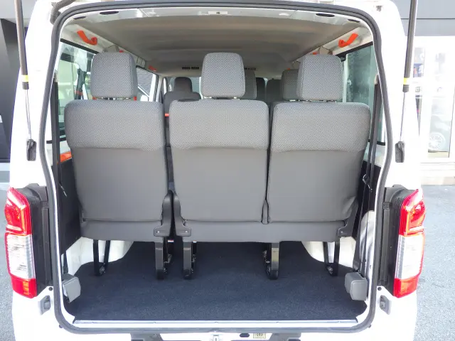 日産 キャラバン CBA-KS2E26(2WD)の写真15
