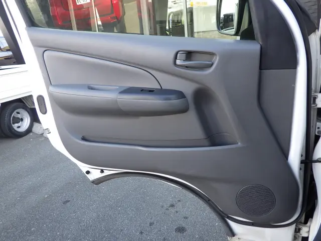 日産 キャラバン CBA-KS2E26(2WD)の写真26