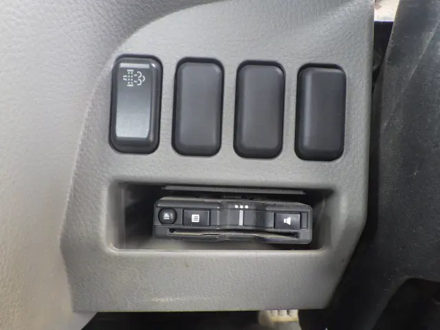 三菱 キャンター 2TG-FBA00(2WD)の写真15