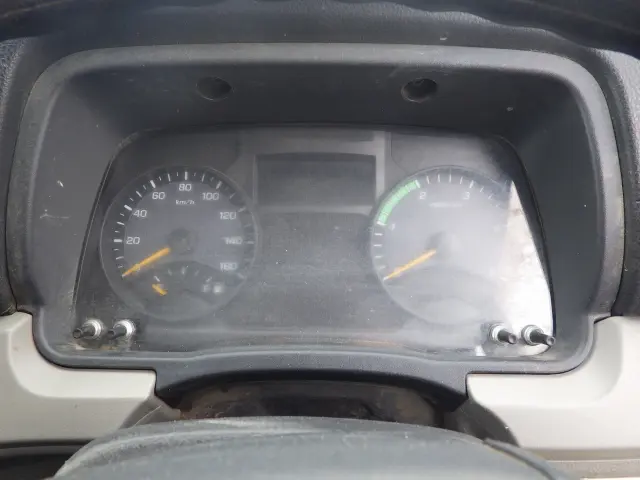 三菱 キャンター 2TG-FBA00(2WD)の写真19