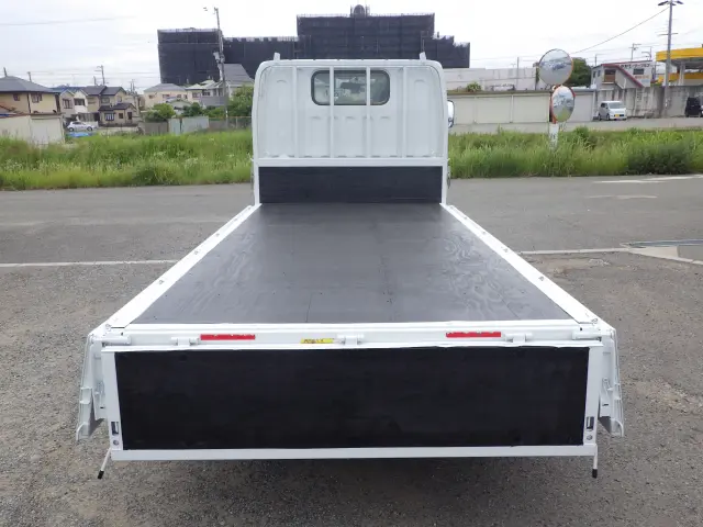 三菱 キャンター 2TG-FBA00(2WD)の写真22