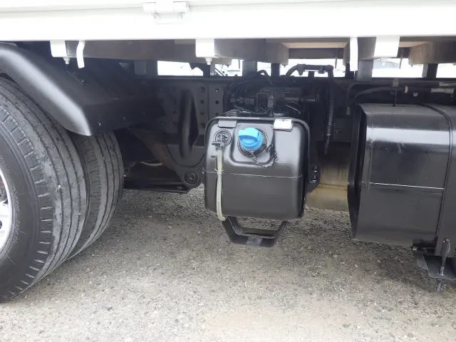 三菱 キャンター 2TG-FBA00(2WD)の写真34