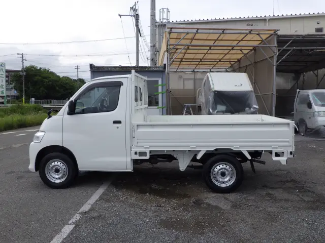 マツダ ボンゴトラック 5BF-S403F(2WD)の写真3