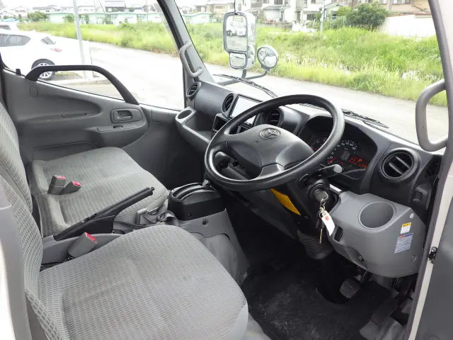 トヨタ ダイナ TKG-XZU605(2WD)の写真7