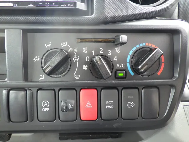 トヨタ ダイナ TKG-XZU605(2WD)の写真12