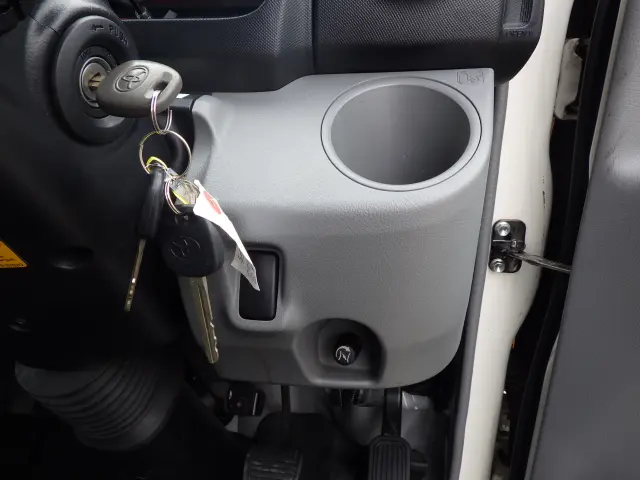トヨタ ダイナ TKG-XZU605(2WD)の写真15