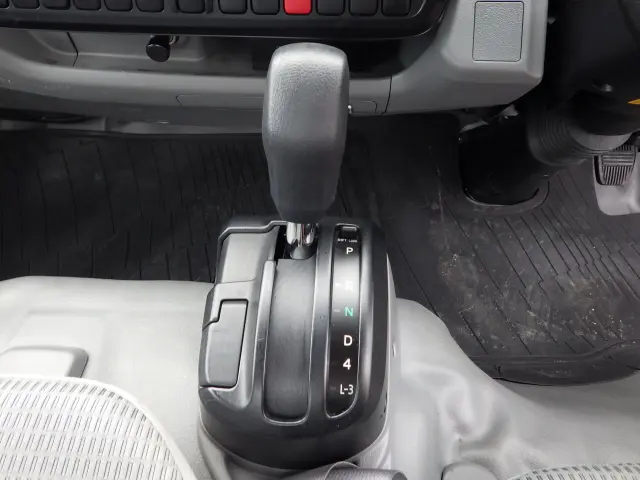 トヨタ ダイナ TKG-XZU605(2WD)の写真16