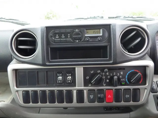 トヨタ トヨエース QDF-KDY231(2WD)の写真12