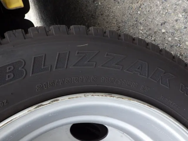 トヨタ コースター SKG-XZB60(2WD)の写真27