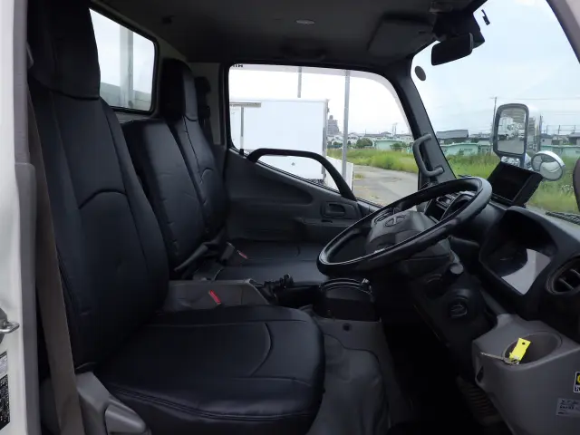 日野 デュトロ 2RG-XZU605M(2WD)の写真7