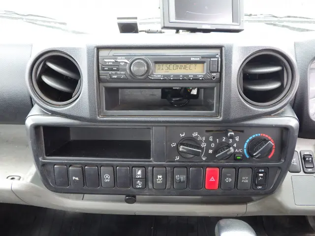 日野 デュトロ 2RG-XZU605M(2WD)の写真9
