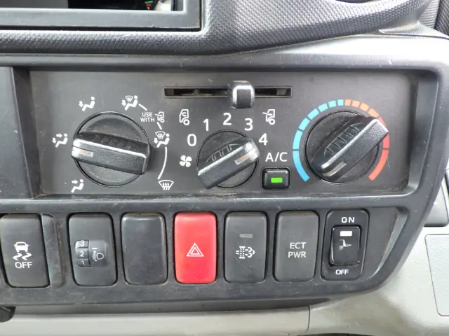 日野 デュトロ 2RG-XZU605M(2WD)の写真11