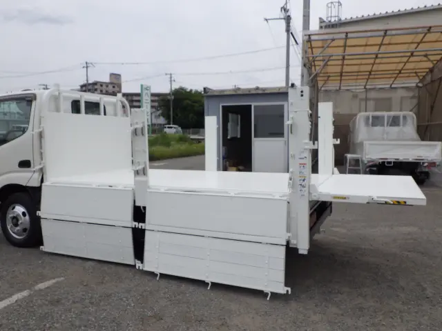 日野 デュトロ 2RG-XZU605M(2WD)の写真22