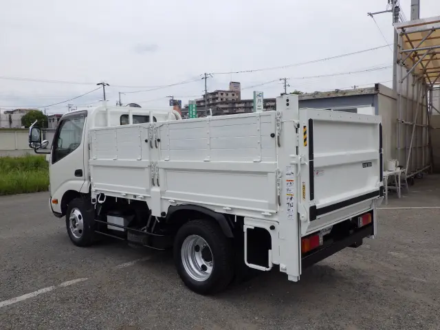 日野 デュトロ 2RG-XZU605M(2WD)の写真24