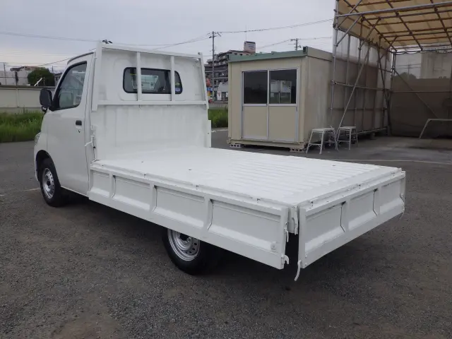 トヨタ タウンエーストラック 5BF-S403U(2WD)の写真23