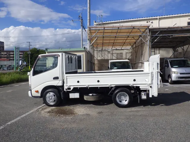 日野 デュトロ TKG-XZU600M(2WD)の写真3