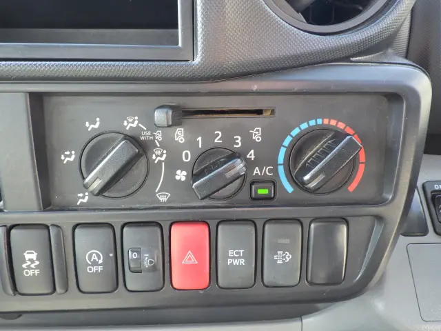 日野 デュトロ TKG-XZU600M(2WD)の写真11