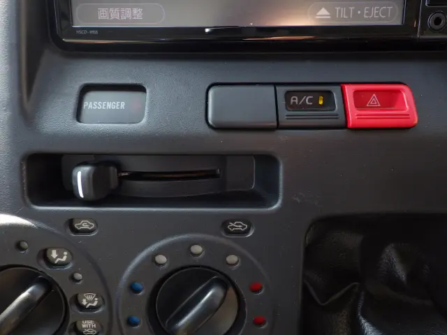 トヨタ ライトエーストラック DBF-S402U(2WD)の写真11