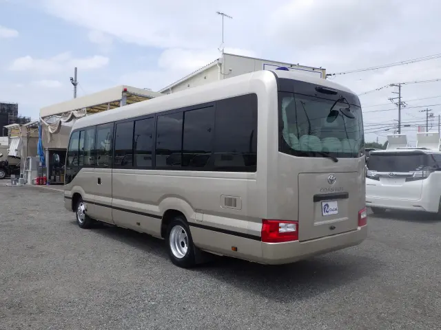トヨタ コースター SDG-XZB70(2WD)の写真2
