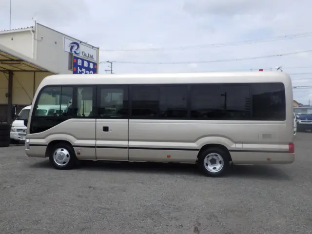 トヨタ コースター SDG-XZB70(2WD)の写真3