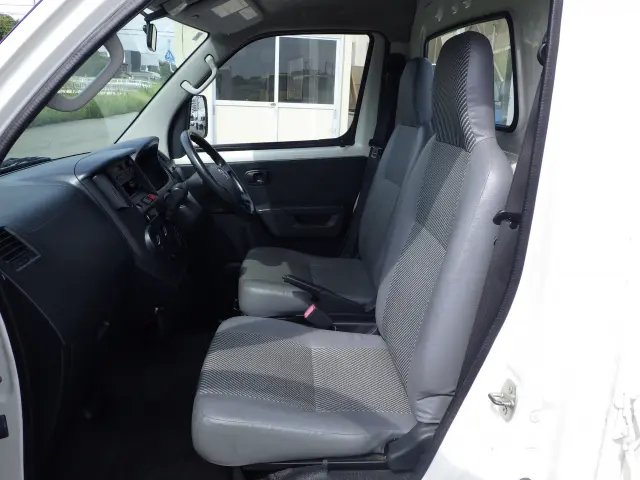 トヨタ ライトエーストラック DBF-S402U(2WD)の写真10