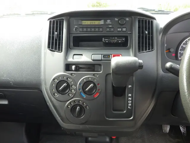 トヨタ ライトエーストラック DBF-S402U(2WD)の写真11