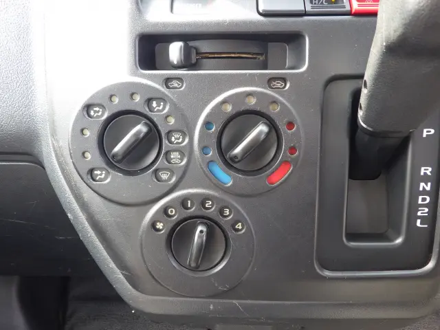 トヨタ ライトエーストラック DBF-S402U(2WD)の写真15