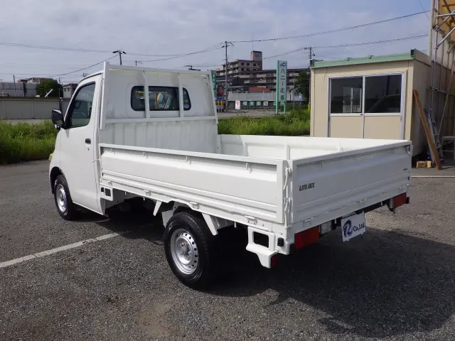 トヨタ ライトエーストラック DBF-S402U(2WD)の写真26