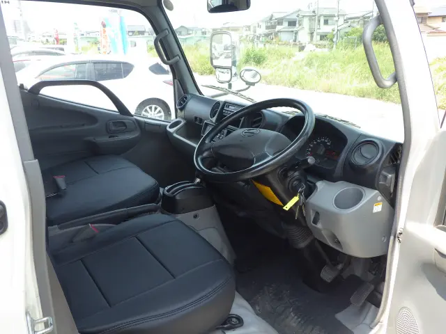 日野 デュトロ TKG-XZU605M(2WD)の写真6