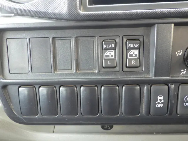 日野 デュトロ TKG-XZU605M(2WD)の写真16