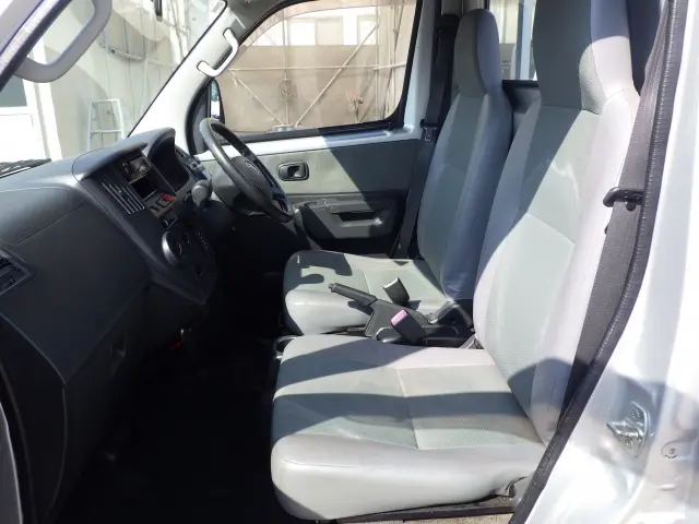 トヨタ タウンエースバン DBF-S412U(4WD)の写真8