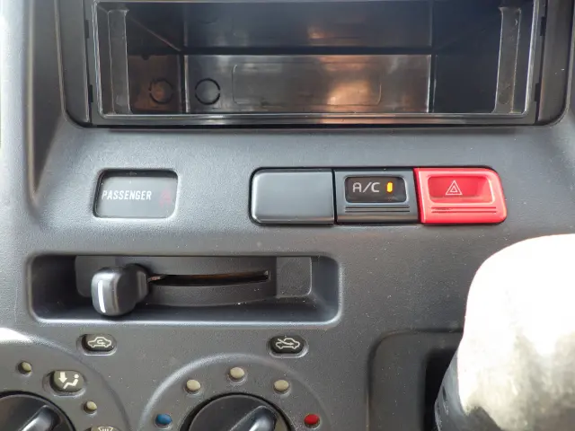トヨタ タウンエースバン DBF-S412U(4WD)の写真11