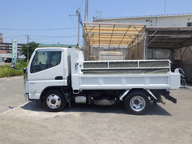 三菱 キャンター 2RG-FBA60(2WD)の写真3