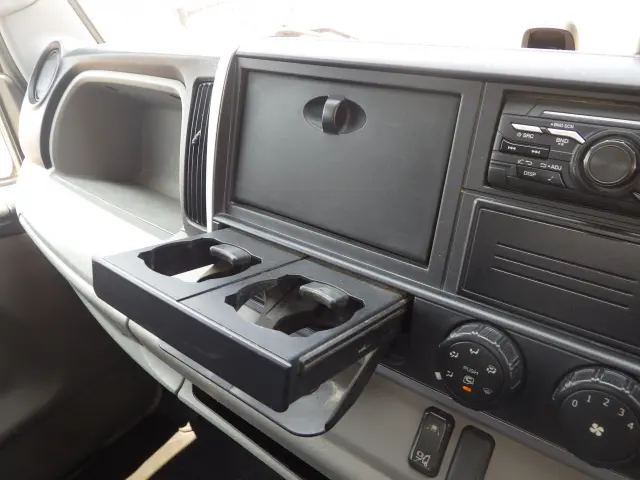 三菱 キャンター 2RG-FBA60(2WD)の写真13