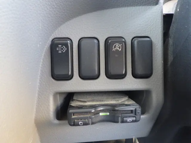 三菱 キャンター 2RG-FBA60(2WD)の写真14
