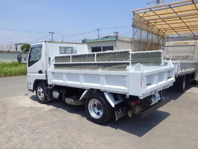 三菱 キャンター 2RG-FBA60(2WD)の写真24