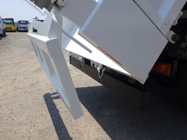 三菱 キャンター 2RG-FBA60(2WD)の写真27