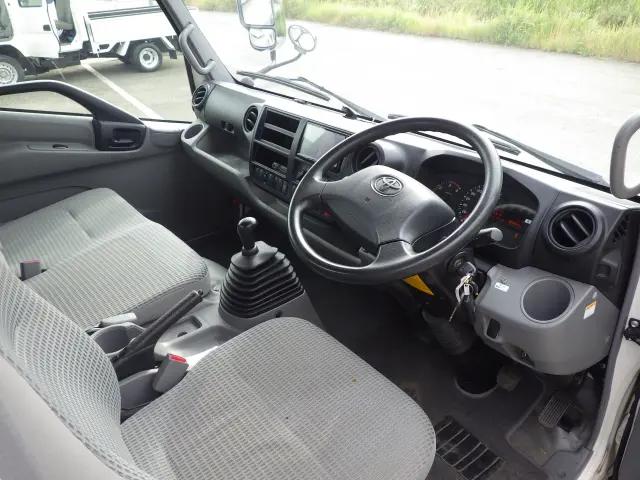 トヨタ ダイナ TDG-ZXU720(2WD)の写真6
