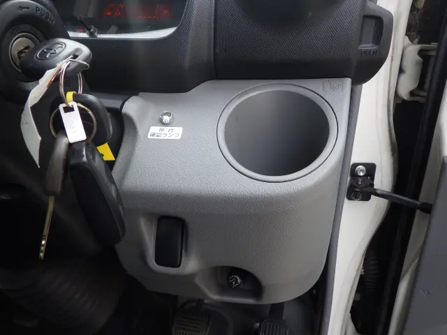 トヨタ ダイナ TDG-ZXU720(2WD)の写真14