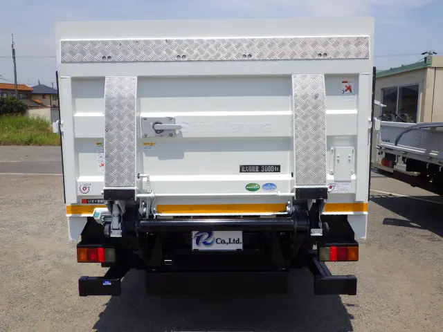 いすゞ エルフ TKG-NKR85R(2WD)の写真5