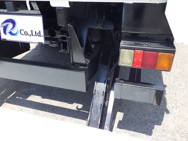 いすゞ エルフ TKG-NKR85R(2WD)の写真28