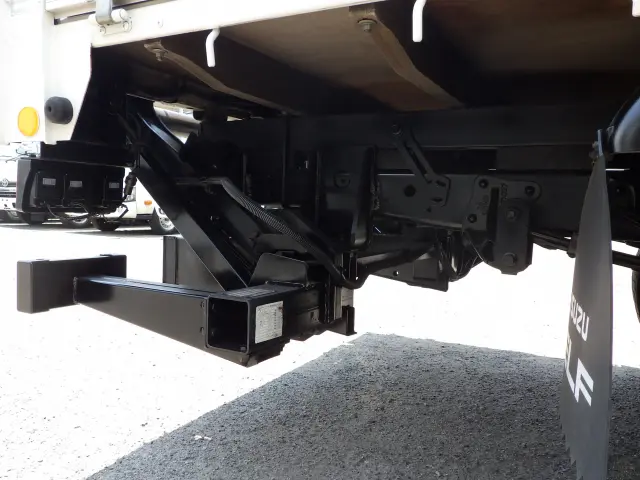 いすゞ エルフ TKG-NKR85R(2WD)の写真41