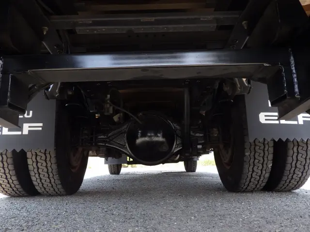 いすゞ エルフ TKG-NKR85R(2WD)の写真44