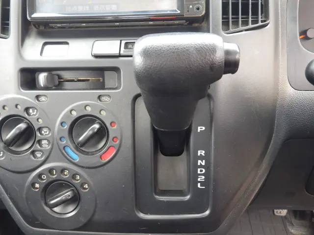 トヨタ ライトエーストラック DBF-S402U(2WD)の写真13