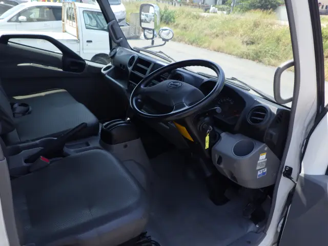 日野 デュトロ TKG-XZC710M(2WD)の写真6