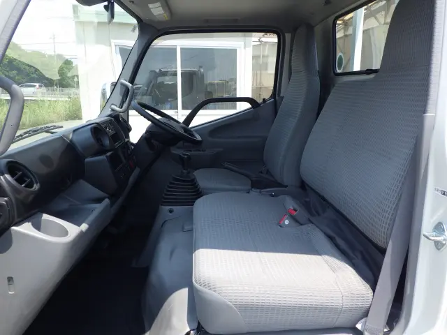 トヨタ ダイナ TKG-XZU605(2WD)の写真8