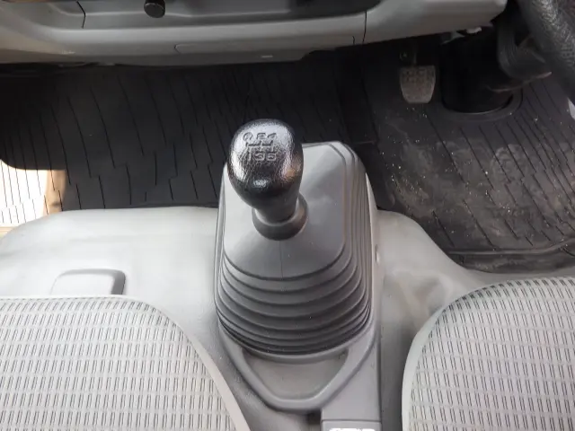 トヨタ ダイナ TKG-XZU605(2WD)の写真15