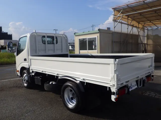トヨタ ダイナ ＴＫＧ-ＸＺＣ605(2WD)の写真2