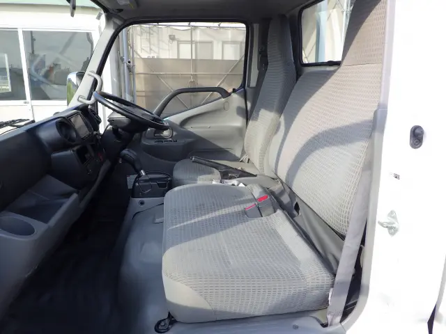 トヨタ ダイナ TKG-XZC605(2WD)の写真7